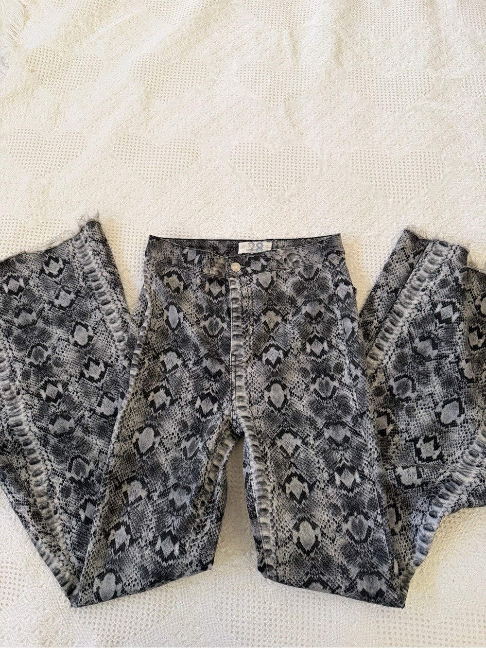 Women’s Black & Gray Snake-Print Flare Pants